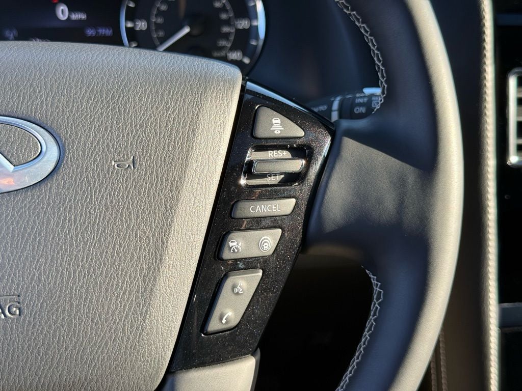 2023 INFINITI QX80 Premium Select