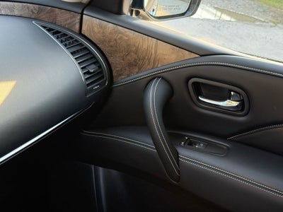 2023 INFINITI QX80 Premium Select