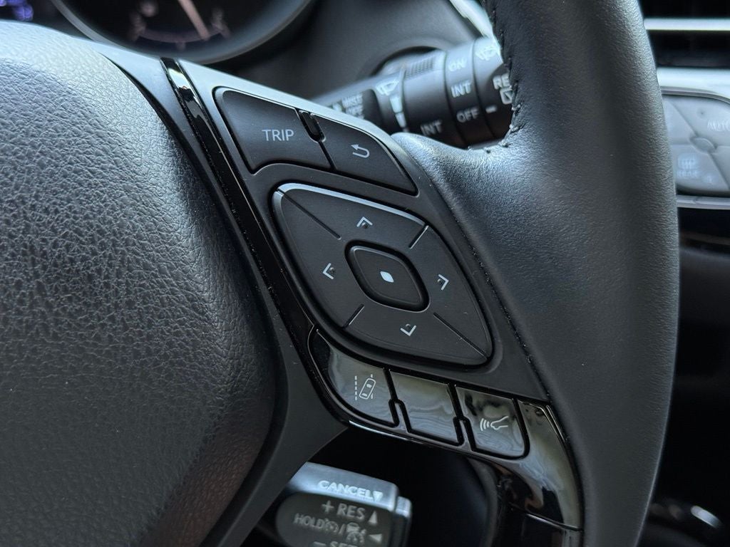 2020 Toyota C-HR XLE