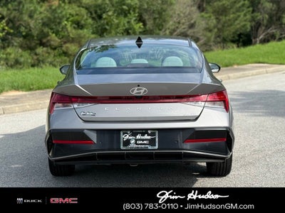 2024 Hyundai Elantra Limited