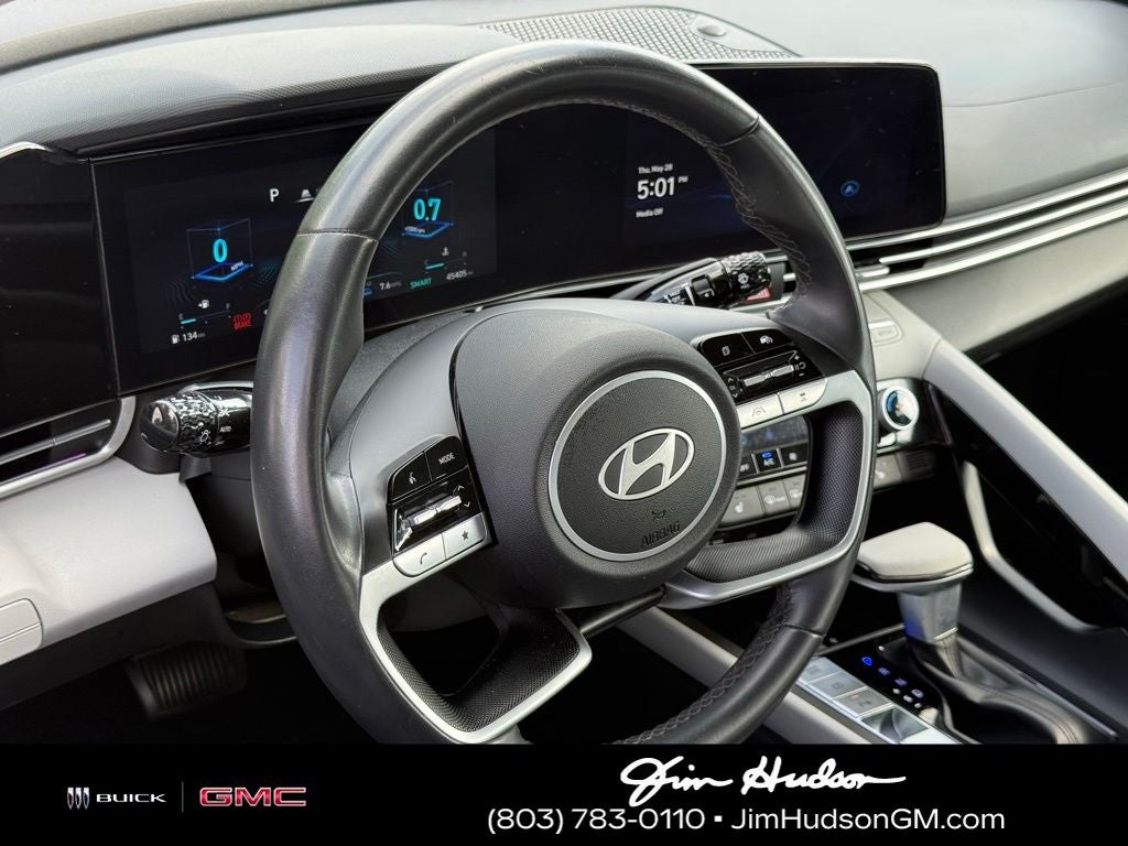 2024 Hyundai Elantra Limited