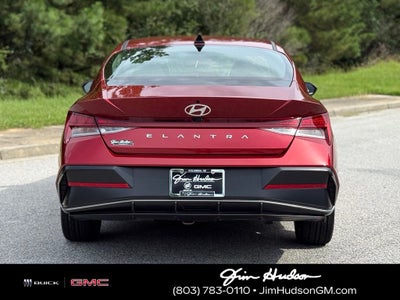 2025 Hyundai Elantra SEL Convenience