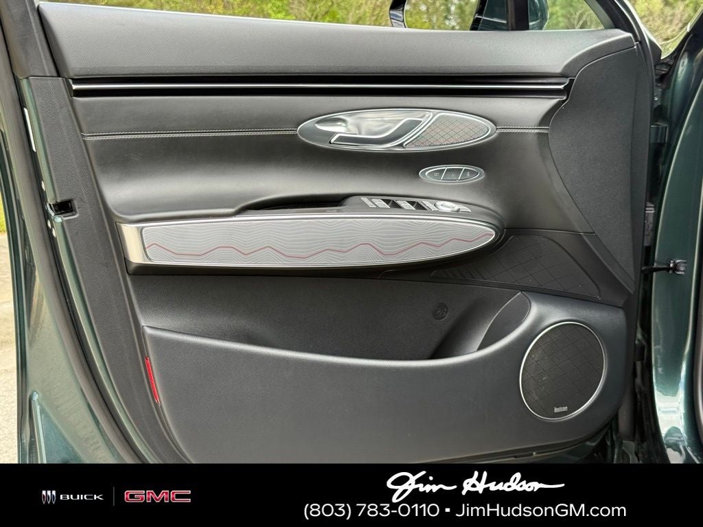 2023 Genesis GV70 2.5T