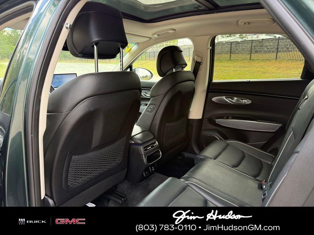 2023 Genesis GV70 2.5T