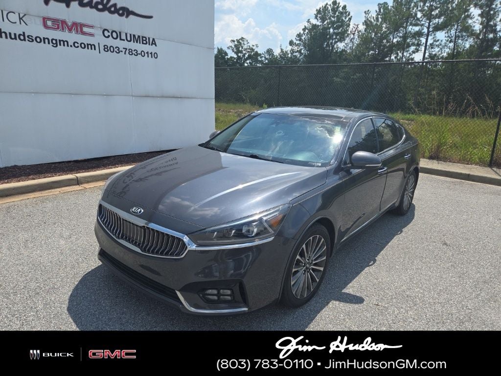 2017 Kia Cadenza Technology