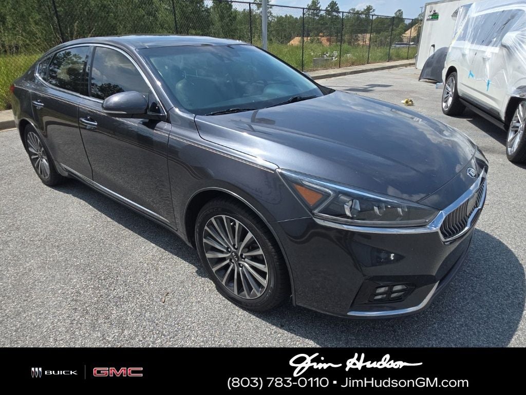 2017 Kia Cadenza Technology
