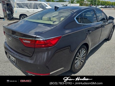 2017 Kia Cadenza Technology