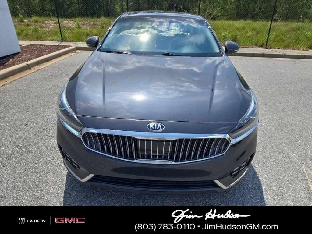 2017 Kia Cadenza Technology