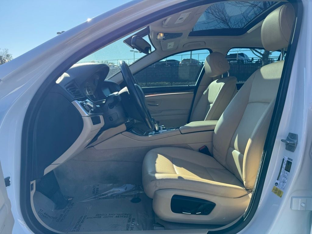 2015 BMW 5 Series 528i