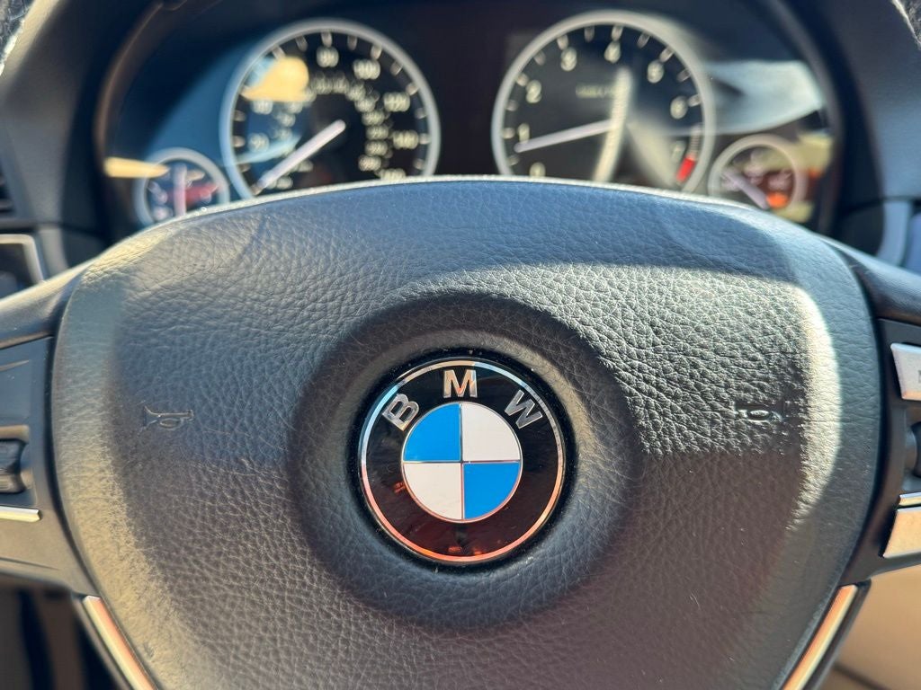 2015 BMW 5 Series 528i