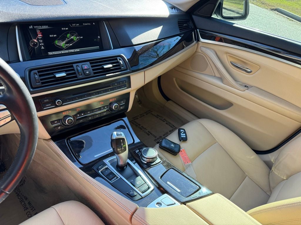 2015 BMW 5 Series 528i