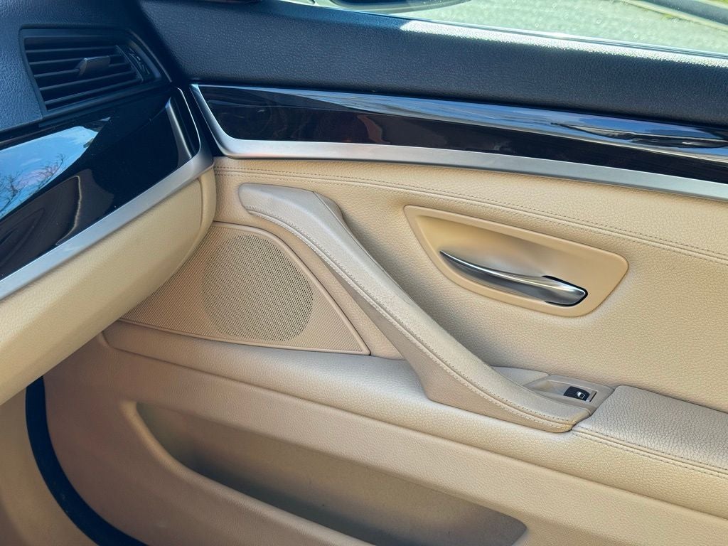 2015 BMW 5 Series 528i