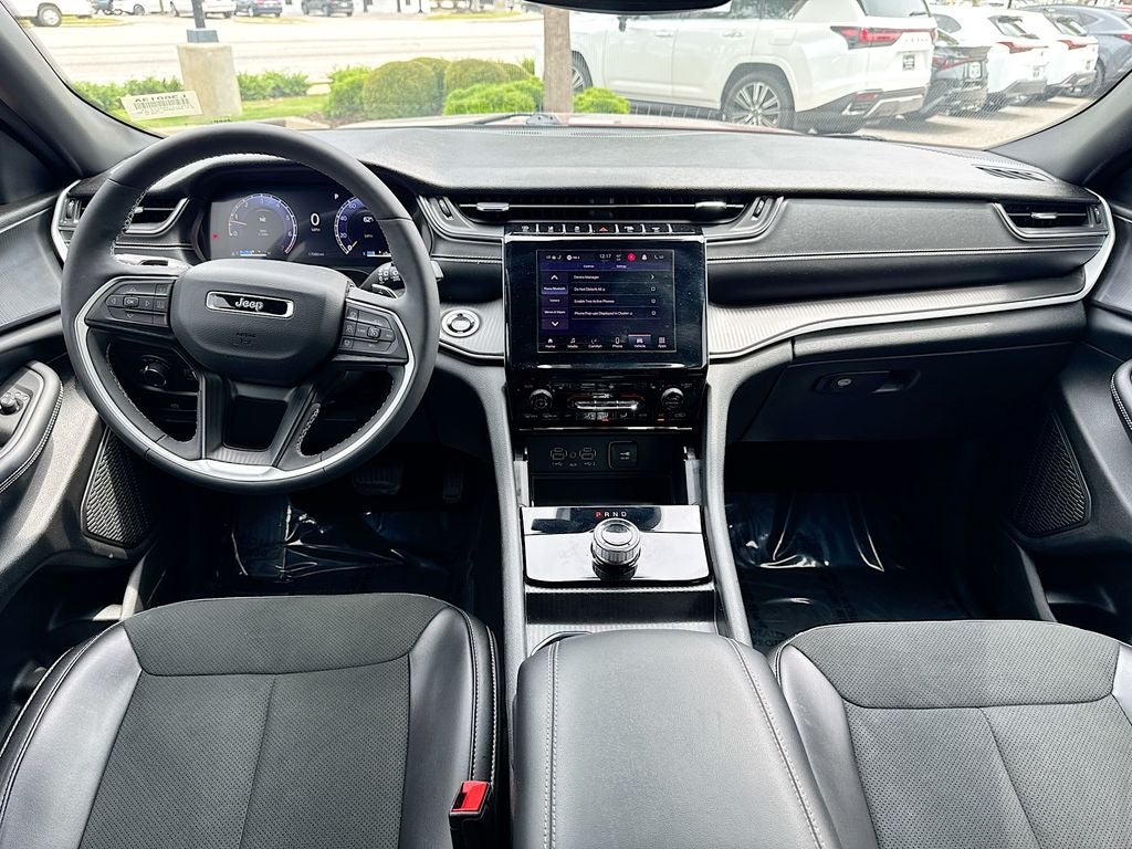 2025 Jeep Grand Cherokee L Altitude BACKED BY HUDSON