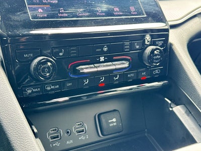 2025 Jeep Grand Cherokee L Altitude BACKED BY HUDSON