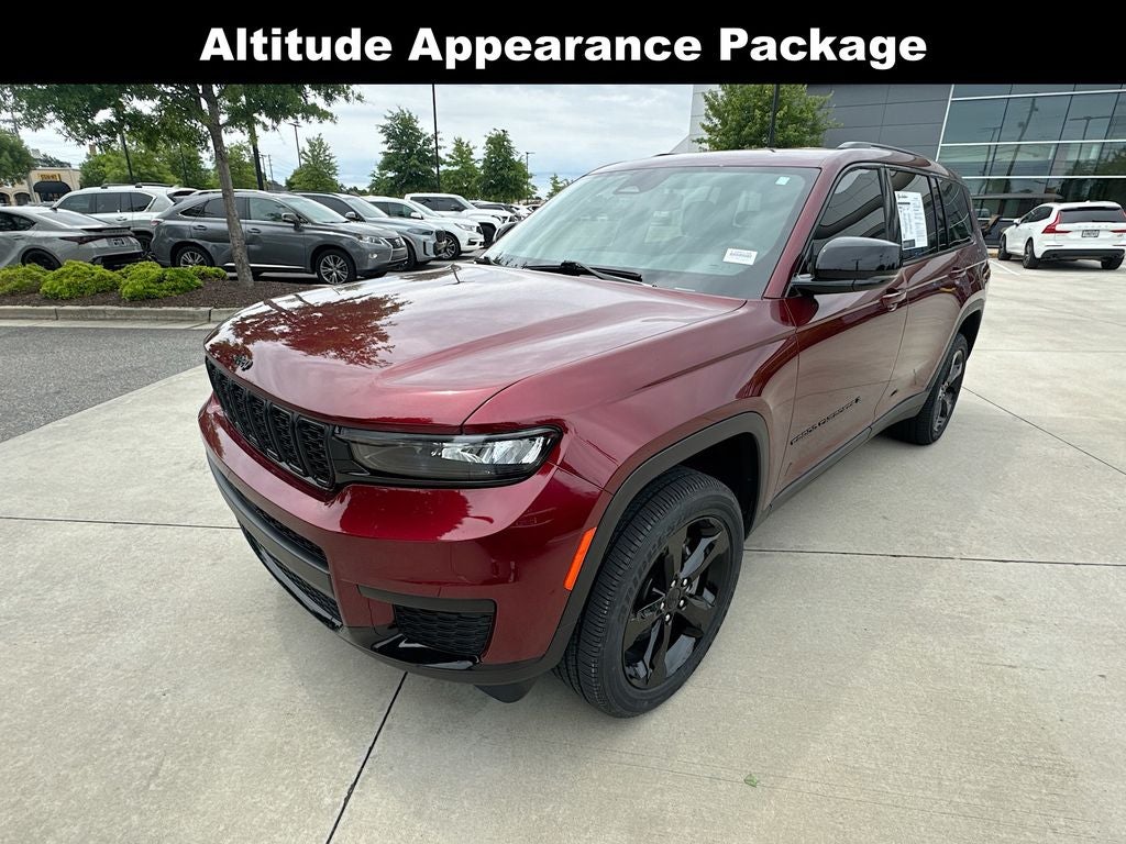 2025 Jeep Grand Cherokee L Altitude BACKED BY HUDSON