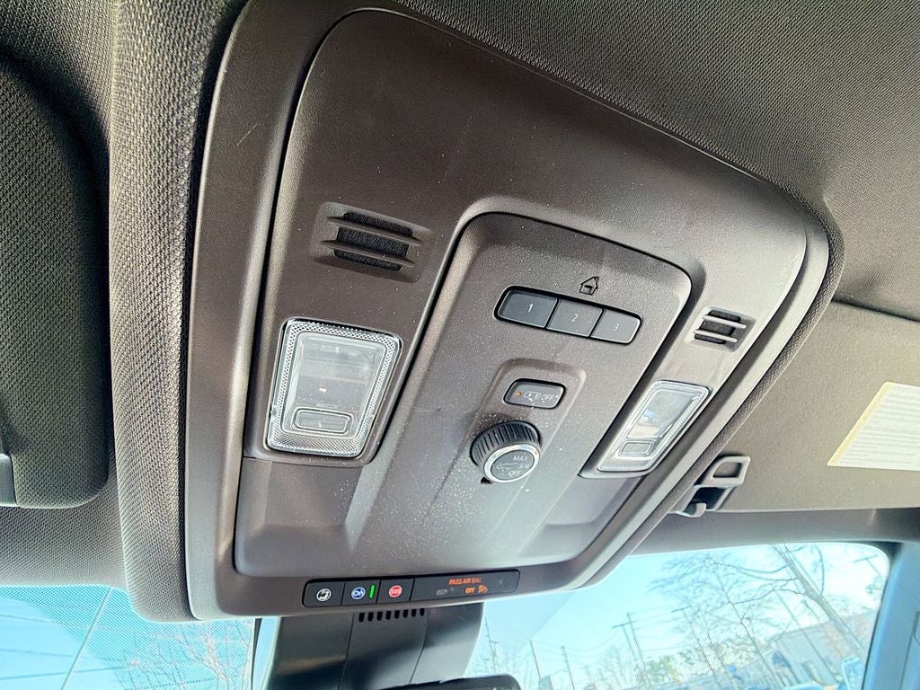 2024 GMC Yukon SLT BACKED BY HUDSON