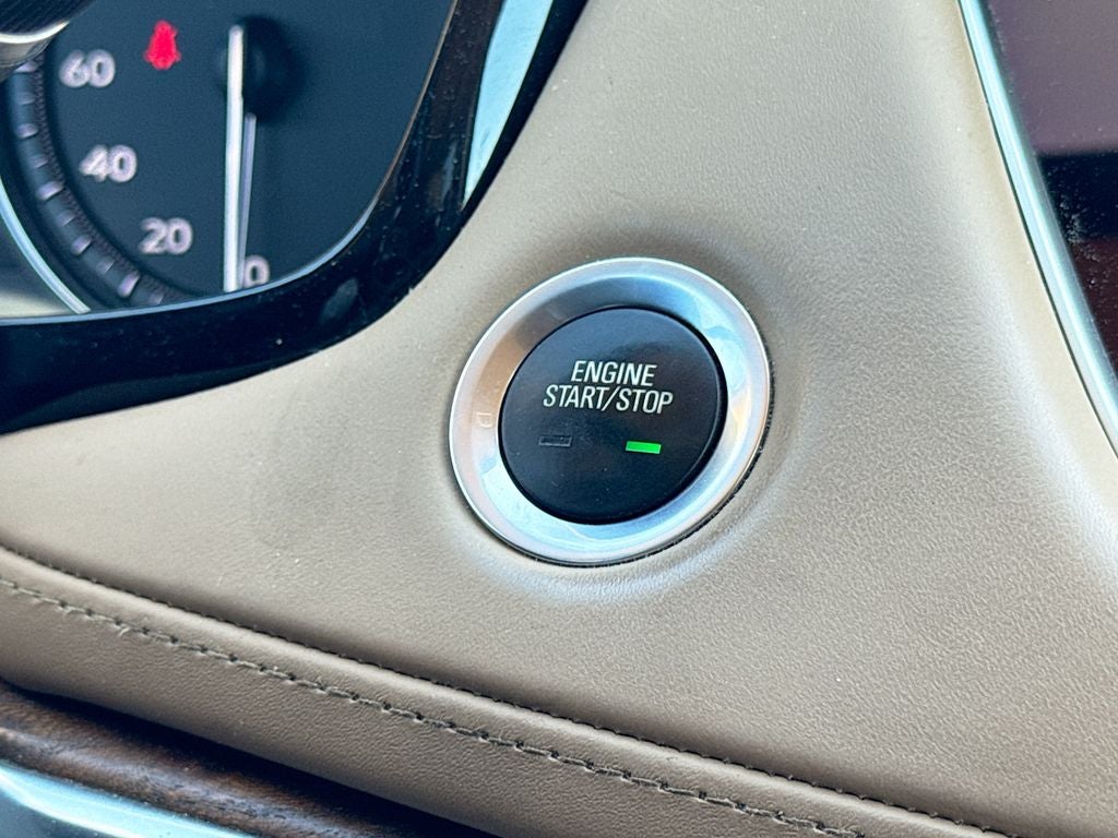 2021 Cadillac XT5 Premium Luxury BACKED BY HUDSON