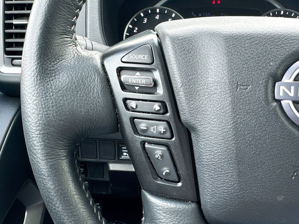 2024 Nissan Frontier SV