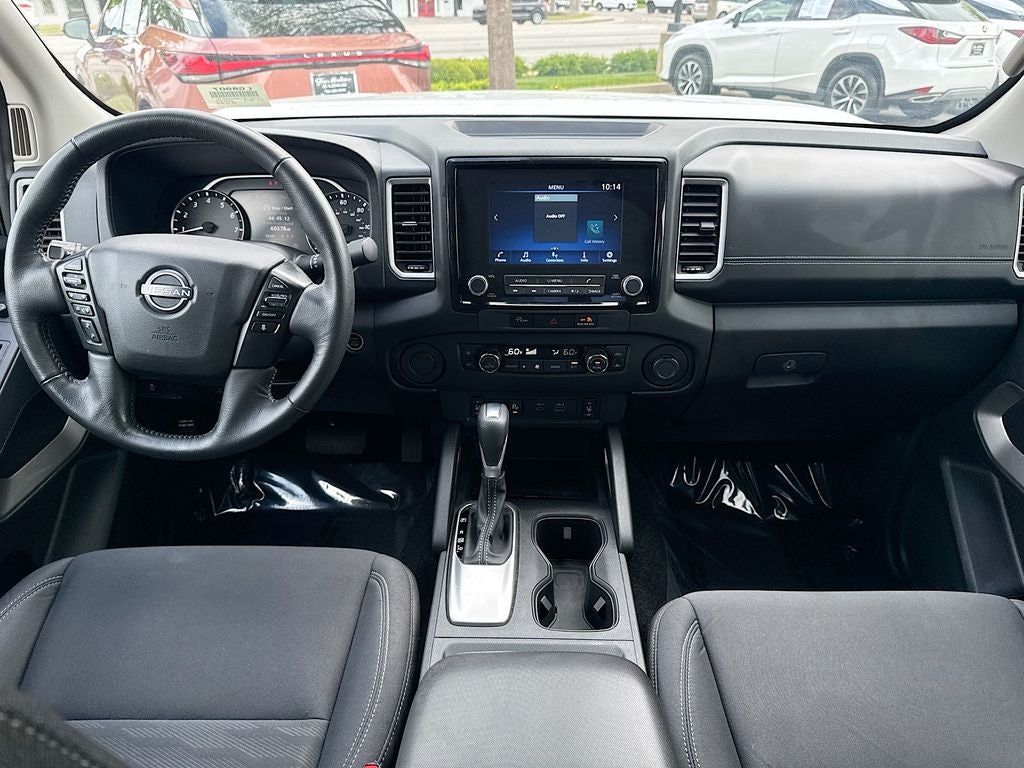 2024 Nissan Frontier SV