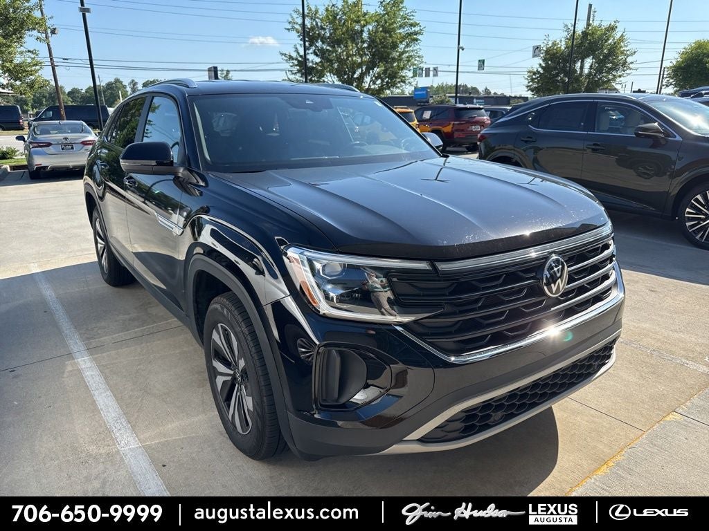 2024 Volkswagen Atlas Cross Sport 2.0T SE BACKED BY HUDSON
