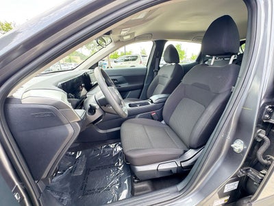 2025 Nissan Kicks S