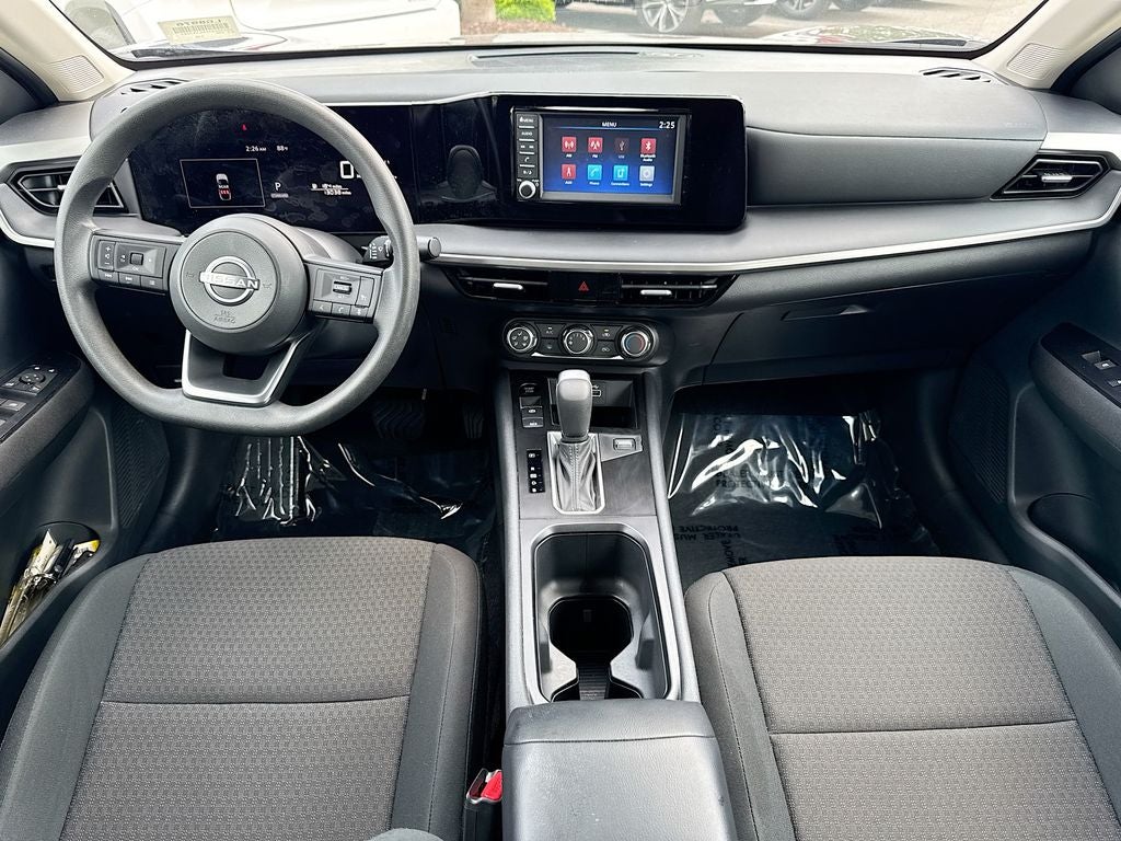 2025 Nissan Kicks S