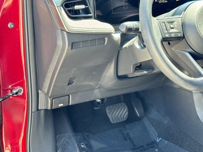 2025 Nissan Kicks SV