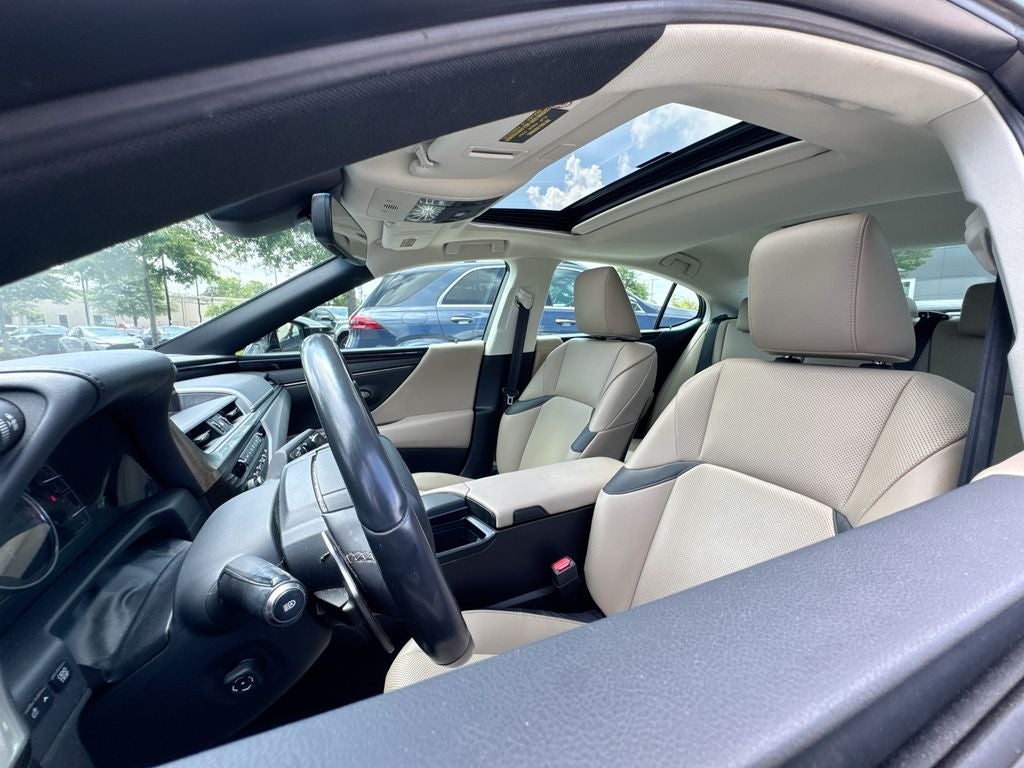 2019 Lexus ES 350 BACKED BY HUDSON