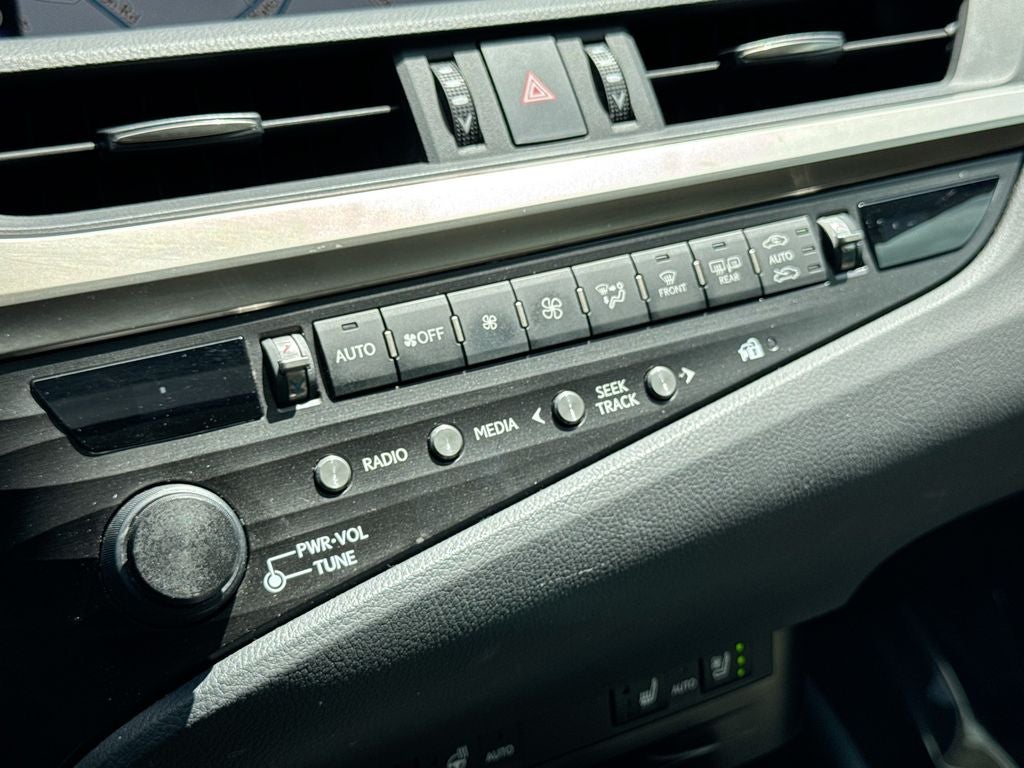 2019 Lexus ES 350 BACKED BY HUDSON