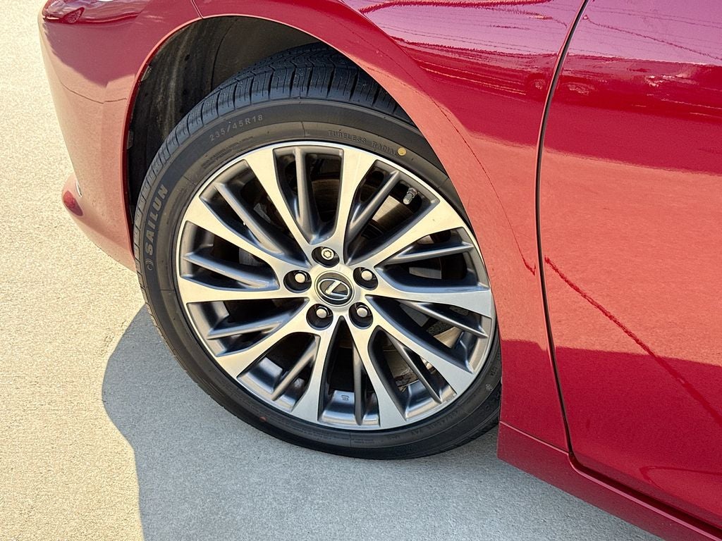 2019 Lexus ES 350 Luxury BACKED BY HUDSON
