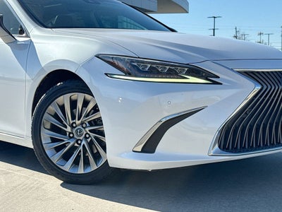 2019 Lexus ES 350 Luxury BACKED BY HUDSON