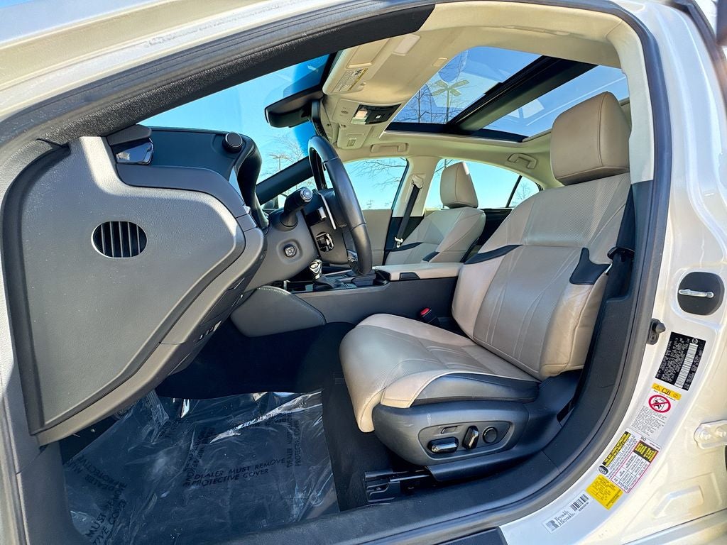 2019 Lexus ES 350 Luxury BACKED BY HUDSON