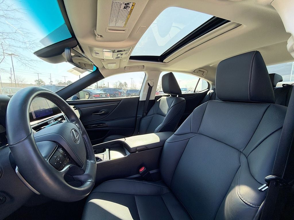 2023 Lexus ES 250 L/CERTIFIED