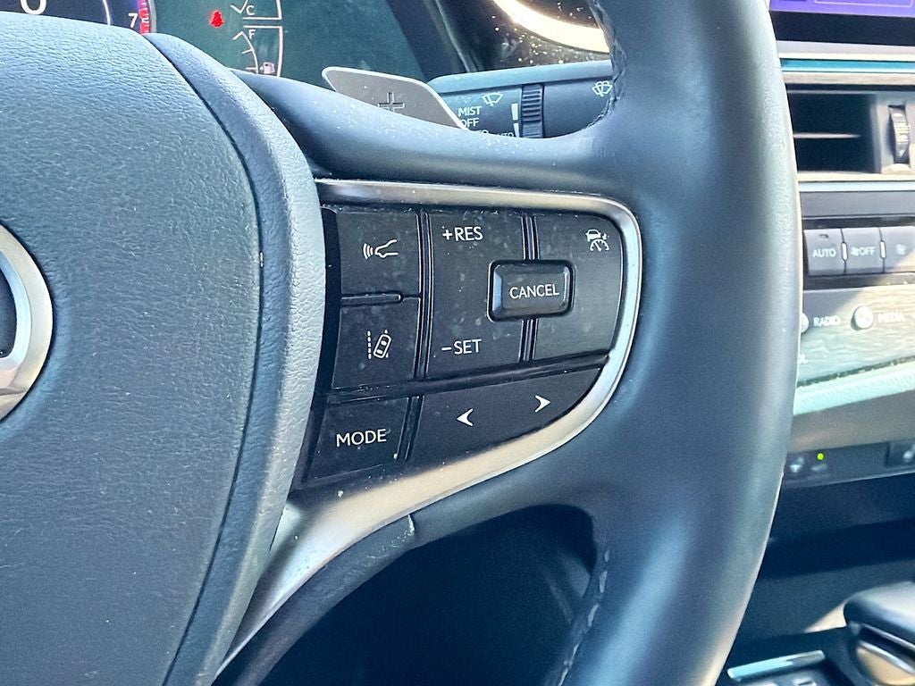 2023 Lexus ES 250 L/CERTIFIED