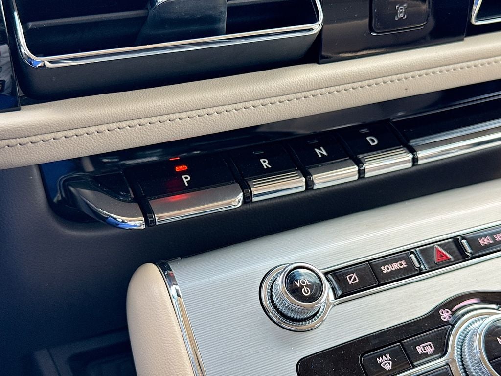 2023 Lincoln Aviator Standard BACKED BY HUDSON