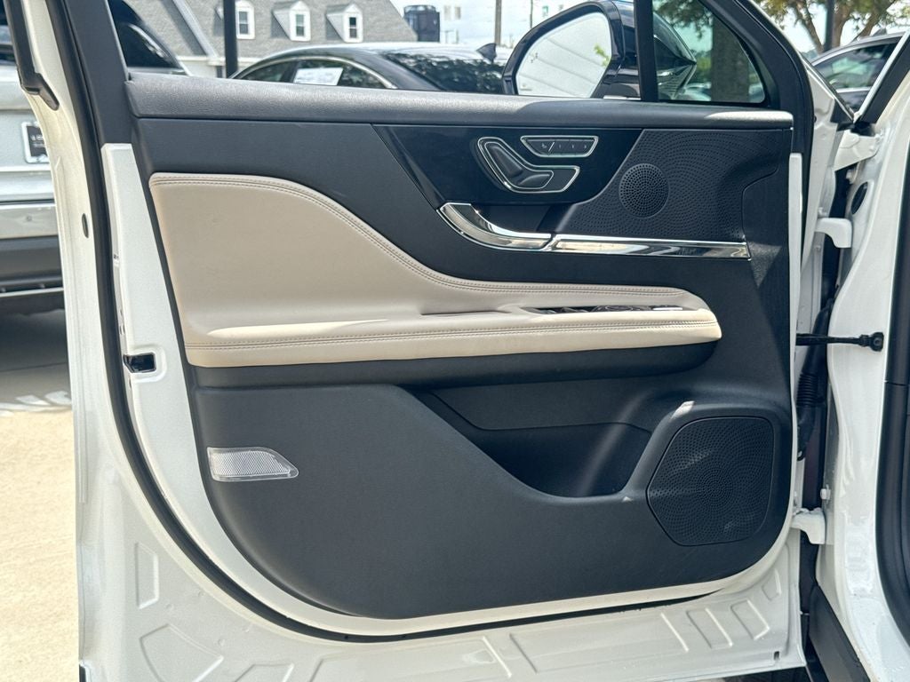 2025 Lincoln Corsair Premiere BACKED BY HUDSON