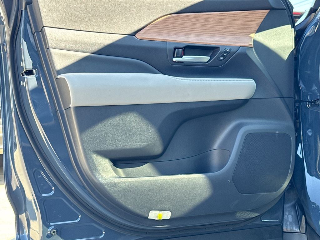 2026 Toyota Grand Highlander Limited BACKED BY HUDSON