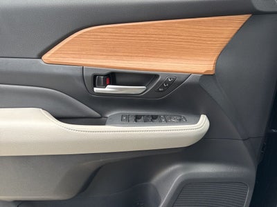2025 Toyota Grand Highlander Hybrid Limited