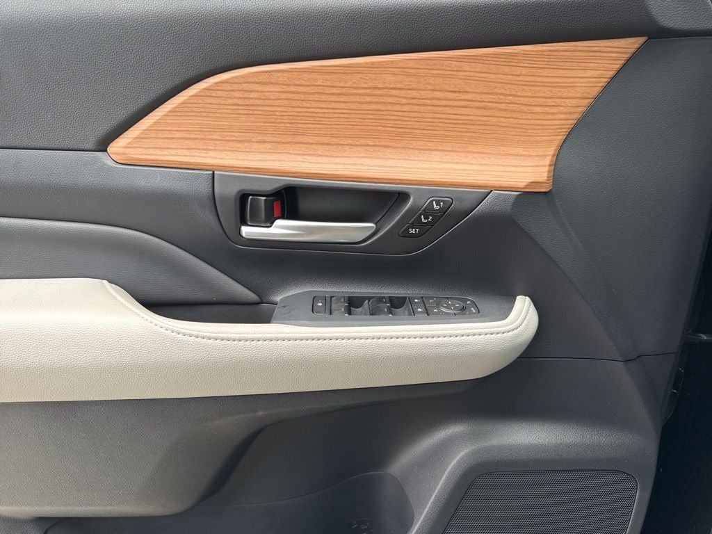 2025 Toyota Grand Highlander Hybrid Limited