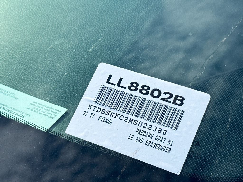 2021 Toyota Sienna LE 8 Passenger