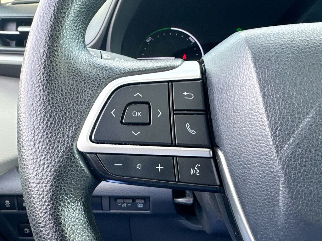 2021 Toyota Sienna LE 8 Passenger