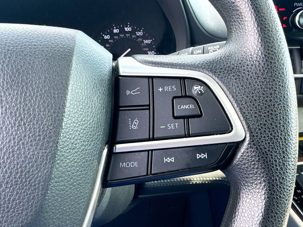 2021 Toyota Sienna LE 8 Passenger