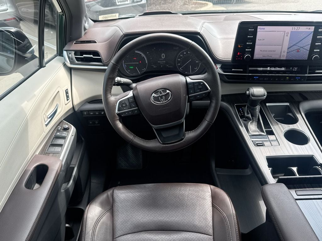 2021 Toyota Sienna Platinum 7 Passenger