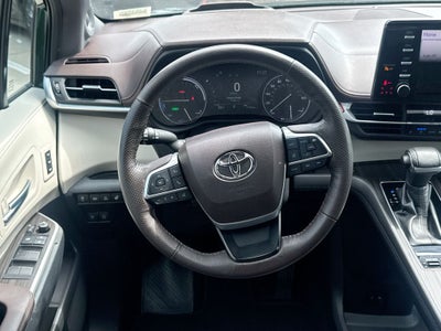 2021 Toyota Sienna Platinum 7 Passenger