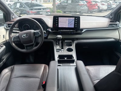 2021 Toyota Sienna Platinum 7 Passenger