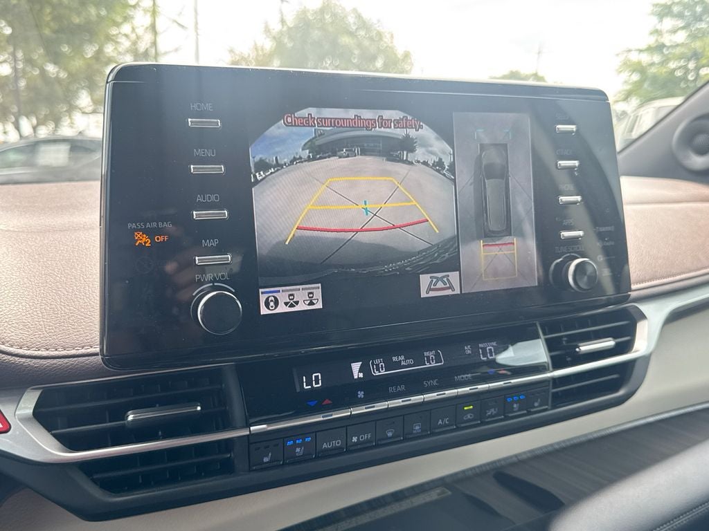 2021 Toyota Sienna Platinum 7 Passenger