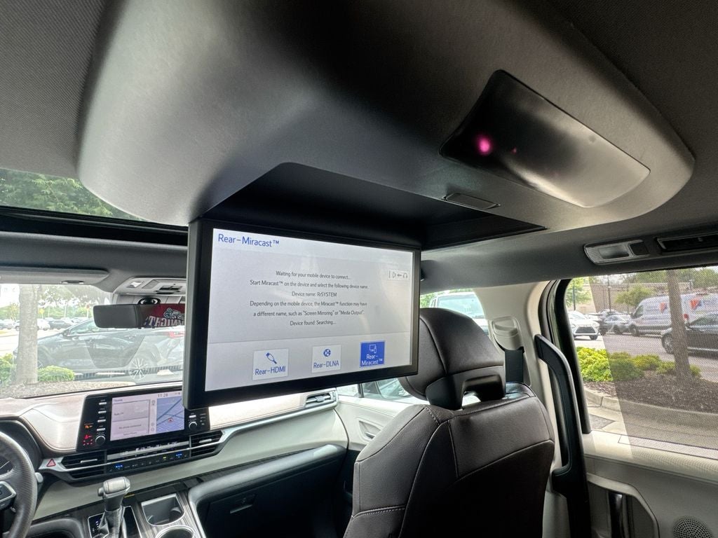 2021 Toyota Sienna Platinum 7 Passenger