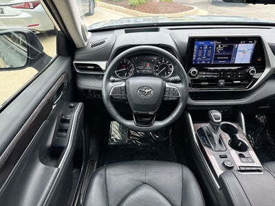 2021 Toyota Highlander Platinum BACKED BY HUDSON