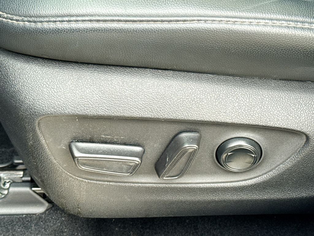 2021 Toyota Highlander Platinum BACKED BY HUDSON