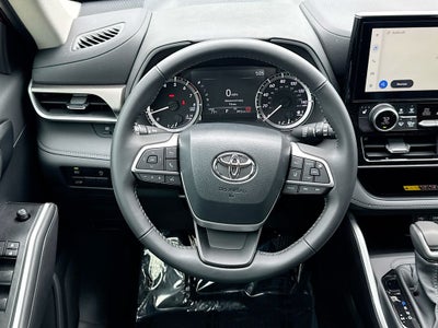 2026 Toyota Highlander XLE